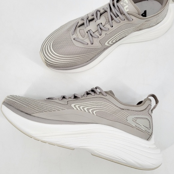 BRAND NEW APL Streamline Sneakers - Picture 3 of 5